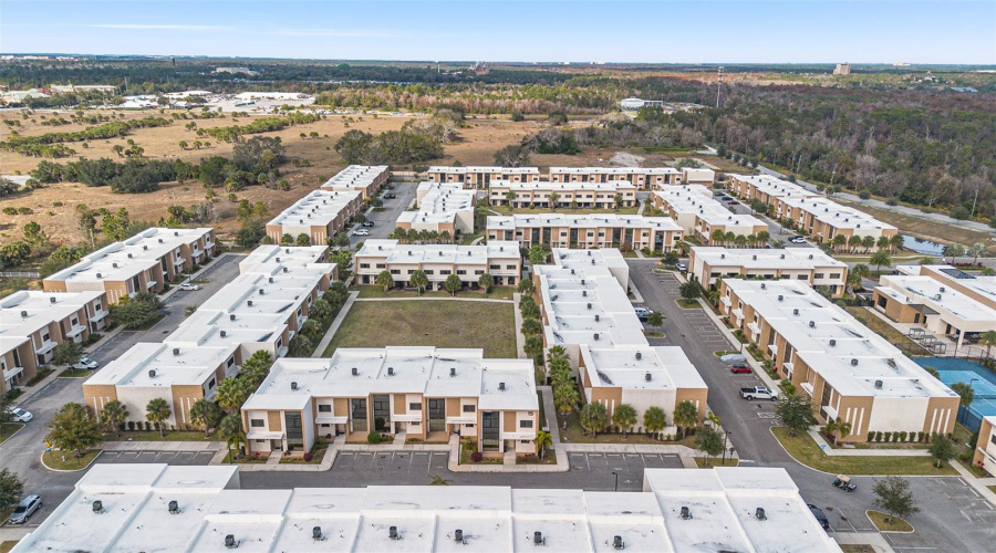 KISSIMMEE, Florida 34747, 4 Bedrooms Bedrooms, ,4 BathroomsBathrooms,Residential,For Sale,BLEECKER,0,MFRO6373551