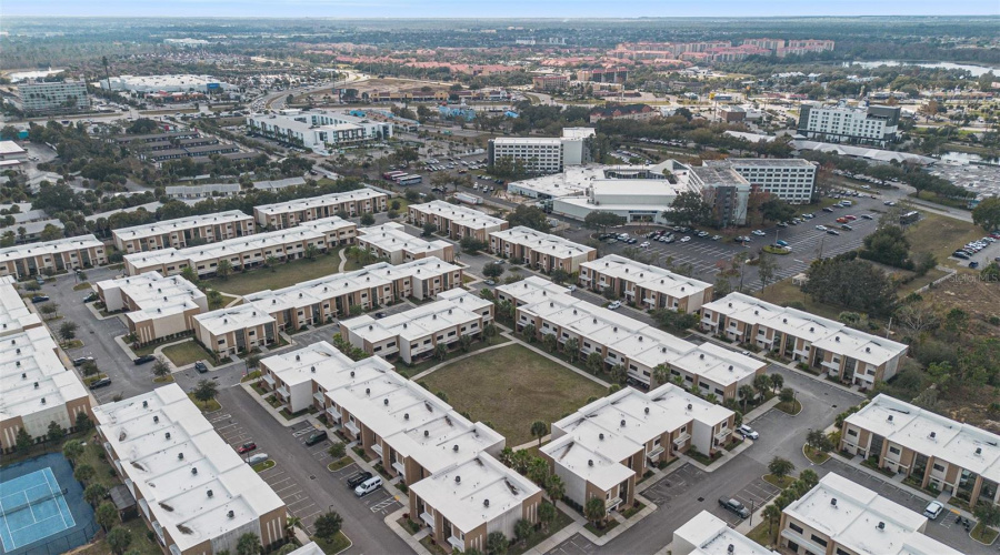 KISSIMMEE, Florida 34747, 4 Bedrooms Bedrooms, ,4 BathroomsBathrooms,Residential,For Sale,BLEECKER,0,MFRO6373551