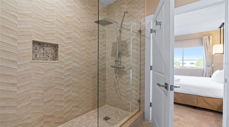 KISSIMMEE, Florida 34747, 4 Bedrooms Bedrooms, ,4 BathroomsBathrooms,Residential,For Sale,BLEECKER,0,MFRO6373551