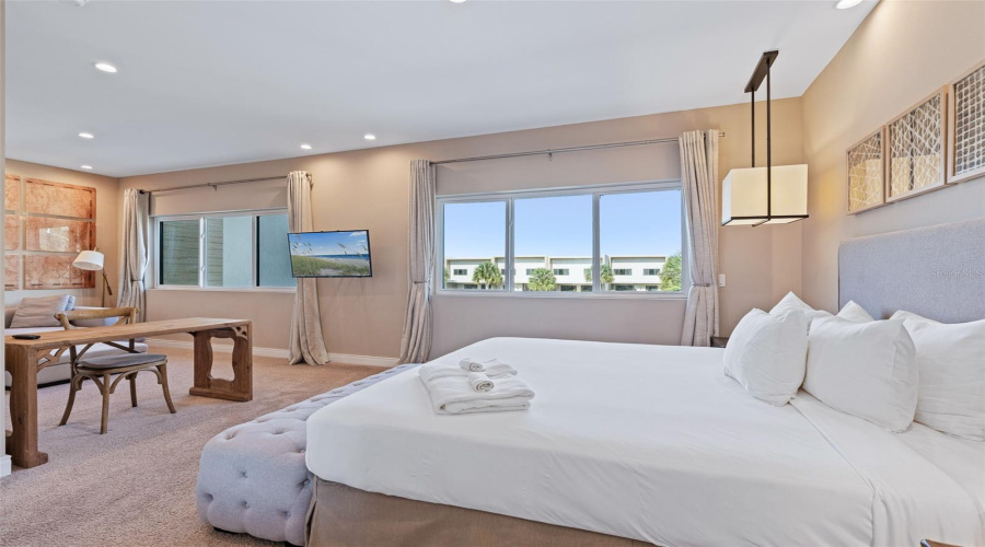 KISSIMMEE, Florida 34747, 4 Bedrooms Bedrooms, ,4 BathroomsBathrooms,Residential,For Sale,BLEECKER,0,MFRO6373551