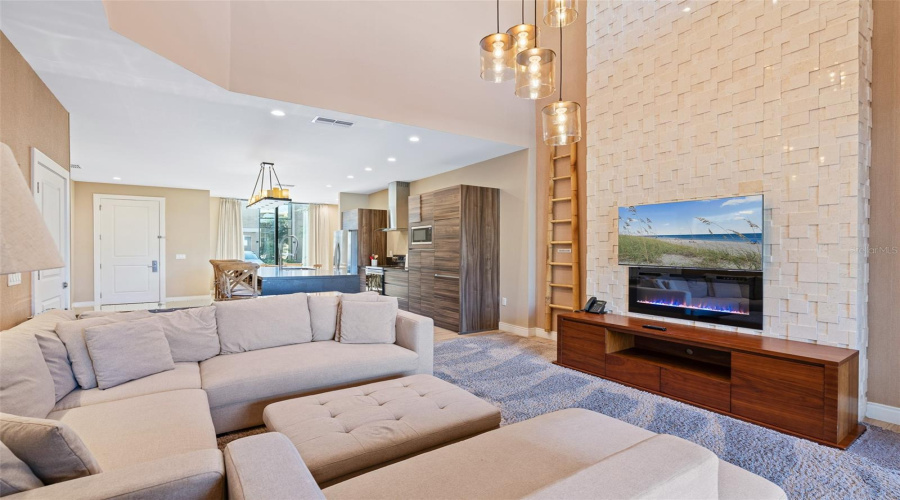 KISSIMMEE, Florida 34747, 4 Bedrooms Bedrooms, ,4 BathroomsBathrooms,Residential,For Sale,BLEECKER,0,MFRO6373551