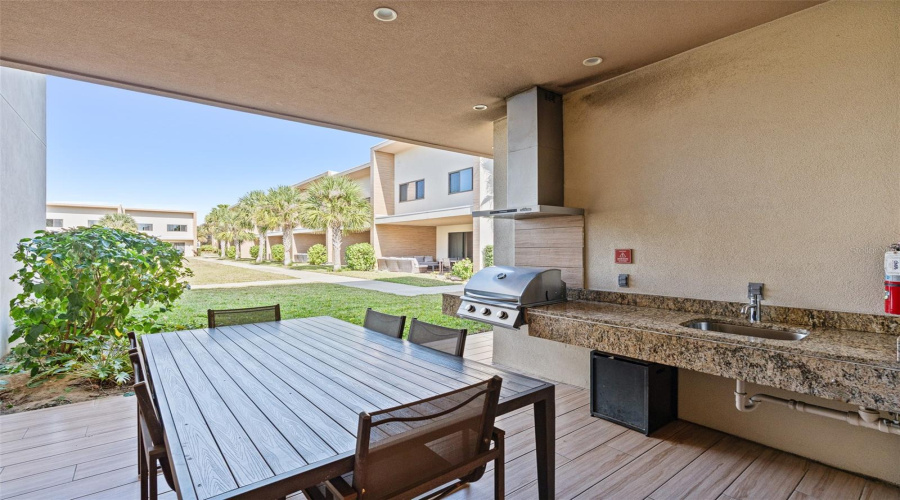 KISSIMMEE, Florida 34747, 4 Bedrooms Bedrooms, ,4 BathroomsBathrooms,Residential,For Sale,BLEECKER,0,MFRO6373551