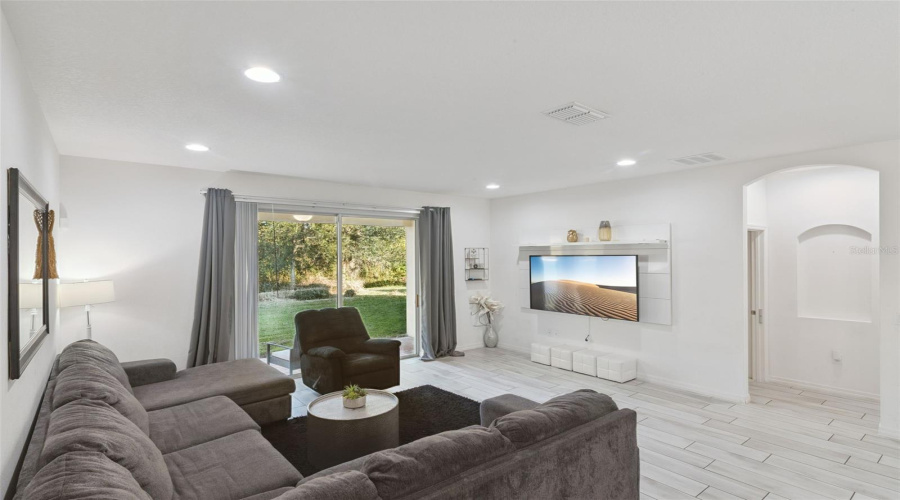 KISSIMMEE, Florida 34746, 3 Bedrooms Bedrooms, ,2 BathroomsBathrooms,Residential,For Sale,JERNIGAN,0,MFRO6372561