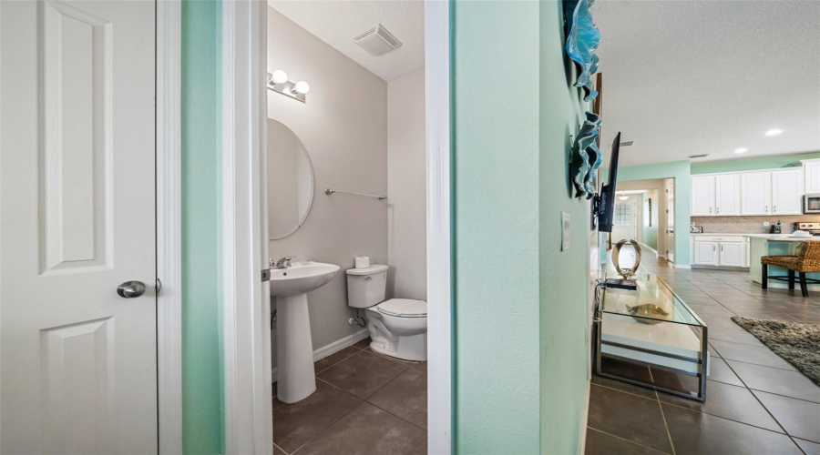 KISSIMMEE, Florida 34747, 7 Bedrooms Bedrooms, ,7 BathroomsBathrooms,Residential,For Sale,SUNSHINE RIDGE,0,MFRO6373418