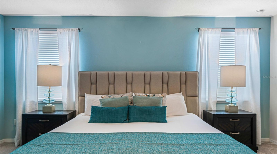 KISSIMMEE, Florida 34747, 7 Bedrooms Bedrooms, ,7 BathroomsBathrooms,Residential,For Sale,SUNSHINE RIDGE,0,MFRO6373418