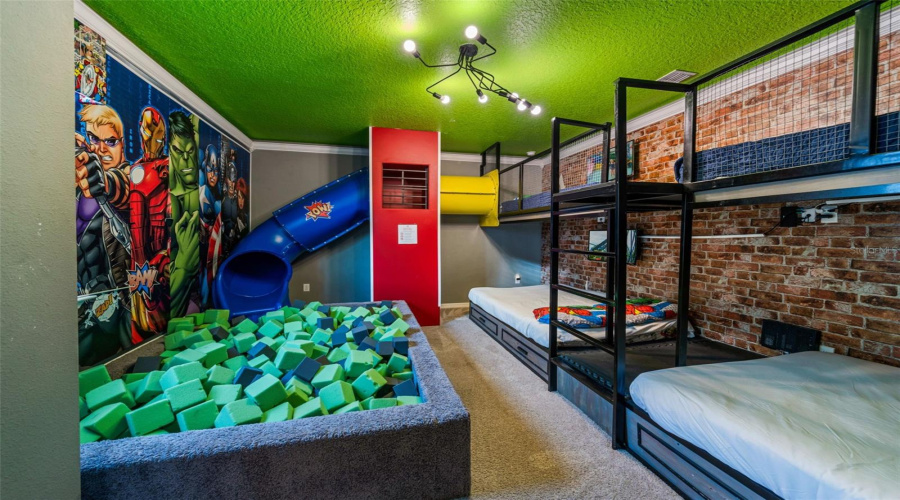 KISSIMMEE, Florida 34747, 7 Bedrooms Bedrooms, ,7 BathroomsBathrooms,Residential,For Sale,SUNSHINE RIDGE,0,MFRO6373418