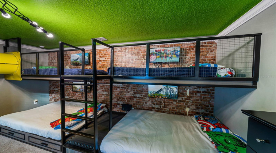 KISSIMMEE, Florida 34747, 7 Bedrooms Bedrooms, ,7 BathroomsBathrooms,Residential,For Sale,SUNSHINE RIDGE,0,MFRO6373418