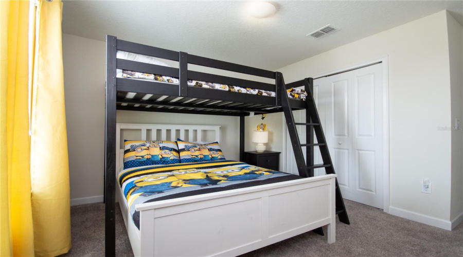 DAVENPORT, Florida 33896, 6 Bedrooms Bedrooms, ,5 BathroomsBathrooms,Residential,For Sale,MULLIGAN,0,MFRO6297920