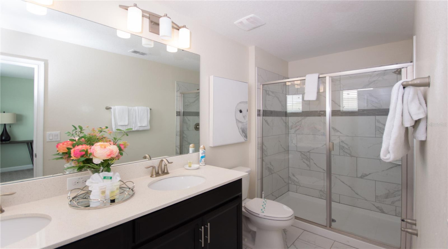 DAVENPORT, Florida 33896, 6 Bedrooms Bedrooms, ,5 BathroomsBathrooms,Residential,For Sale,MULLIGAN,0,MFRO6297920