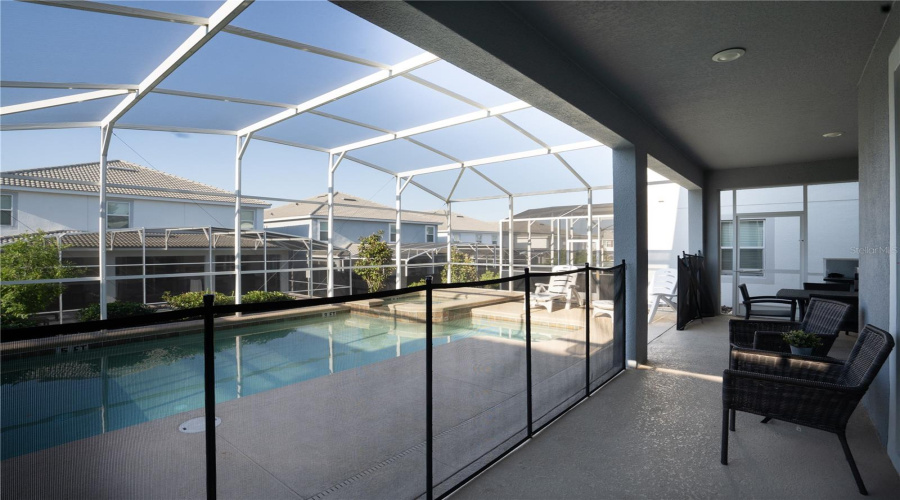 DAVENPORT, Florida 33896, 6 Bedrooms Bedrooms, ,5 BathroomsBathrooms,Residential,For Sale,MULLIGAN,0,MFRO6297920