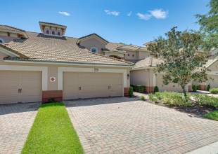 DAVENPORT, Florida 33896, 3 Bedrooms Bedrooms, ,2 BathroomsBathrooms,Residential,For Sale,RIVERDALE,0,MFRO6332197