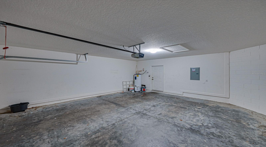 DAVENPORT, Florida 33896, 3 Bedrooms Bedrooms, ,2 BathroomsBathrooms,Residential,For Sale,RIVERDALE,0,MFRO6332197