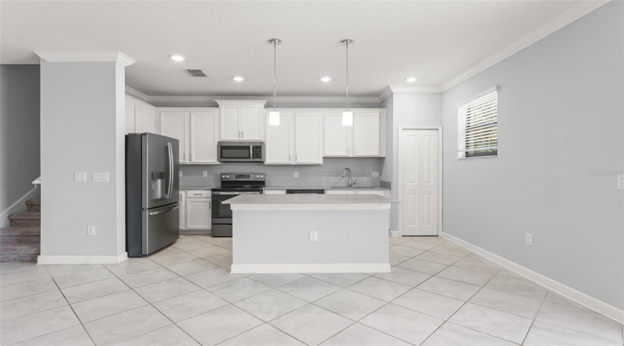 DAVENPORT, Florida 33896, 3 Bedrooms Bedrooms, ,2 BathroomsBathrooms,Residential,For Sale,ROYAL ST GEORGE,0,MFRO6370100