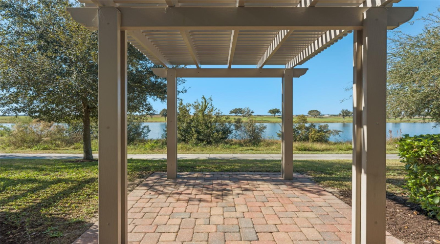 DAVENPORT, Florida 33896, 3 Bedrooms Bedrooms, ,2 BathroomsBathrooms,Residential,For Sale,ROYAL ST GEORGE,0,MFRO6370100