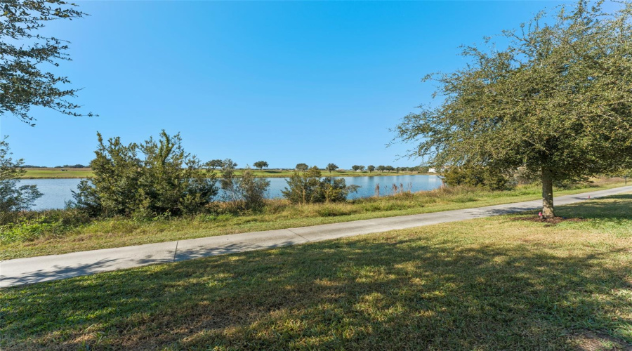 DAVENPORT, Florida 33896, 3 Bedrooms Bedrooms, ,2 BathroomsBathrooms,Residential,For Sale,ROYAL ST GEORGE,0,MFRO6370100