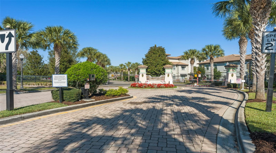 DAVENPORT, Florida 33896, 3 Bedrooms Bedrooms, ,2 BathroomsBathrooms,Residential,For Sale,ROYAL ST GEORGE,0,MFRO6370100