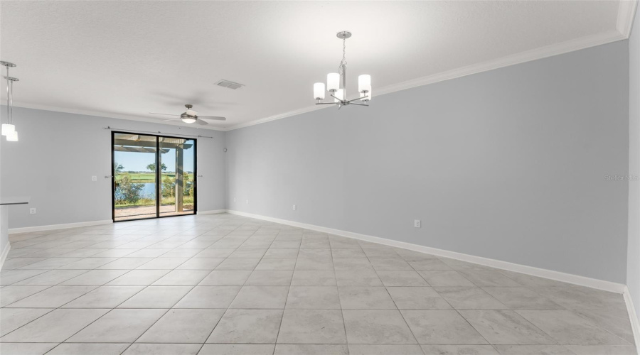 DAVENPORT, Florida 33896, 3 Bedrooms Bedrooms, ,2 BathroomsBathrooms,Residential,For Sale,ROYAL ST GEORGE,0,MFRO6370100