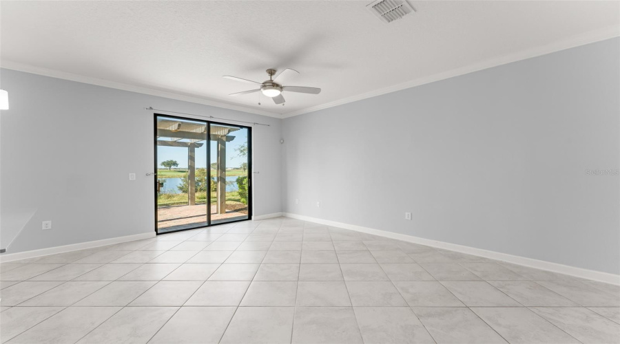 DAVENPORT, Florida 33896, 3 Bedrooms Bedrooms, ,2 BathroomsBathrooms,Residential,For Sale,ROYAL ST GEORGE,0,MFRO6370100