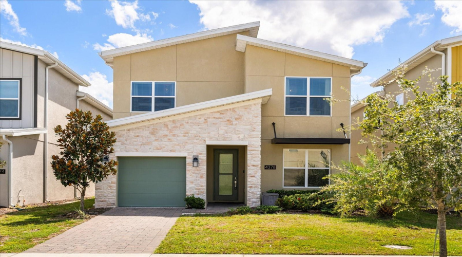 KISSIMMEE, Florida 34746, 5 Bedrooms Bedrooms, ,5 BathroomsBathrooms,Residential,For Sale,RHYME,0,MFRO6373825