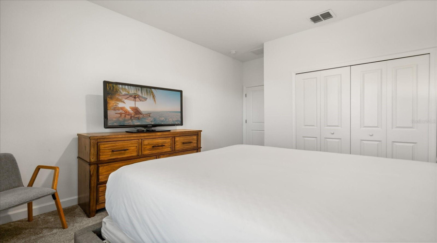 KISSIMMEE, Florida 34746, 5 Bedrooms Bedrooms, ,5 BathroomsBathrooms,Residential,For Sale,RHYME,0,MFRO6373825