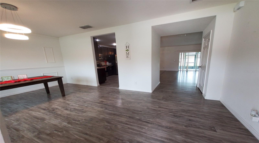 Davenport, Florida 33837, 5 Bedrooms Bedrooms, ,2 Bathroomsbathrooms,Residential,For Sale,Granada,0,Mfro6374174