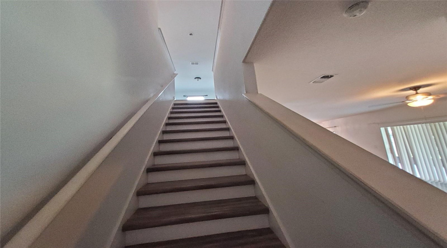 Davenport, Florida 33837, 5 Bedrooms Bedrooms, ,2 Bathroomsbathrooms,Residential,For Sale,Granada,0,Mfro6374174