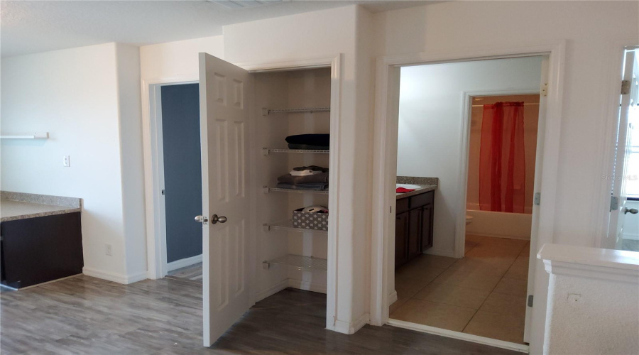 Davenport, Florida 33837, 5 Bedrooms Bedrooms, ,2 Bathroomsbathrooms,Residential,For Sale,Granada,0,Mfro6374174