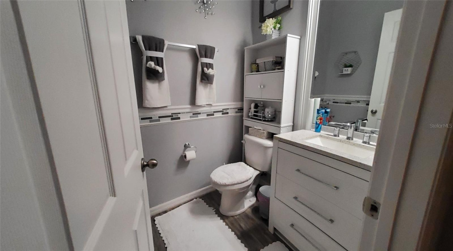 DAVENPORT, Florida 33837, 5 Bedrooms Bedrooms, ,2 BathroomsBathrooms,Residential,For Sale,GRANADA,0,MFRO6374174