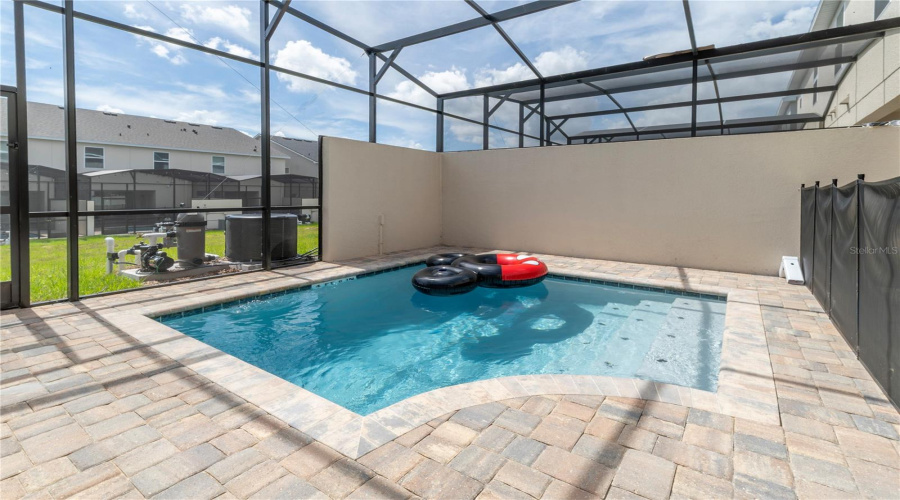KISSIMMEE, Florida 34747, 4 Bedrooms Bedrooms, ,4 BathroomsBathrooms,Residential,For Sale,DISTANT SUN,0,MFRO6374088