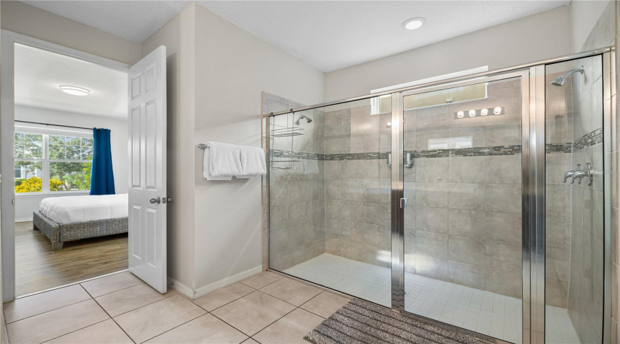 KISSIMMEE, Florida 34747, 9 Bedrooms Bedrooms, ,6 BathroomsBathrooms,Residential,For Sale,CARIBBEAN VIEW,0,MFRO6374182