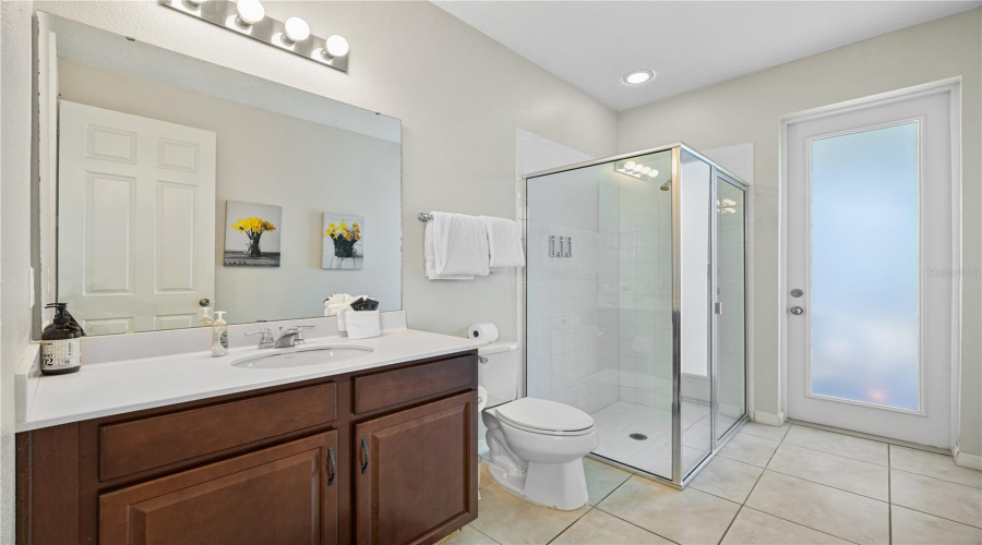 KISSIMMEE, Florida 34747, 9 Bedrooms Bedrooms, ,6 BathroomsBathrooms,Residential,For Sale,CARIBBEAN VIEW,0,MFRO6374182