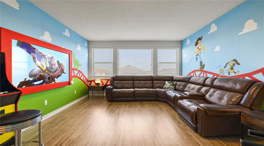 KISSIMMEE, Florida 34747, 9 Bedrooms Bedrooms, ,6 BathroomsBathrooms,Residential,For Sale,CARIBBEAN VIEW,0,MFRO6374182