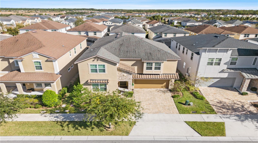 KISSIMMEE, Florida 34747, 9 Bedrooms Bedrooms, ,6 BathroomsBathrooms,Residential,For Sale,CARIBBEAN VIEW,0,MFRO6374182