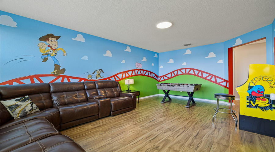 KISSIMMEE, Florida 34747, 9 Bedrooms Bedrooms, ,6 BathroomsBathrooms,Residential,For Sale,CARIBBEAN VIEW,0,MFRO6374182