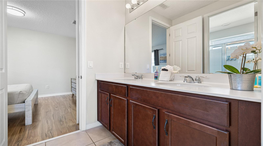 KISSIMMEE, Florida 34747, 9 Bedrooms Bedrooms, ,6 BathroomsBathrooms,Residential,For Sale,CARIBBEAN VIEW,0,MFRO6374182