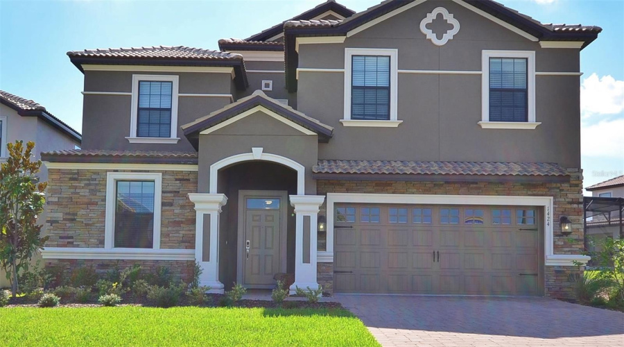 DAVENPORT, Florida 33896, 8 Bedrooms Bedrooms, ,5 BathroomsBathrooms,Residential,For Sale,ROLLING FAIRWAY,0,MFRO6374280
