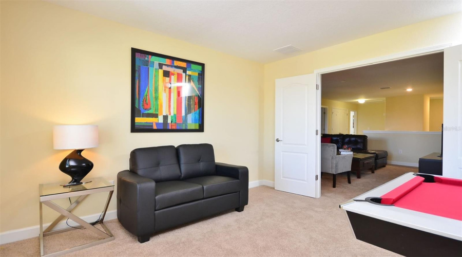 DAVENPORT, Florida 33896, 8 Bedrooms Bedrooms, ,5 BathroomsBathrooms,Residential,For Sale,ROLLING FAIRWAY,0,MFRO6374280