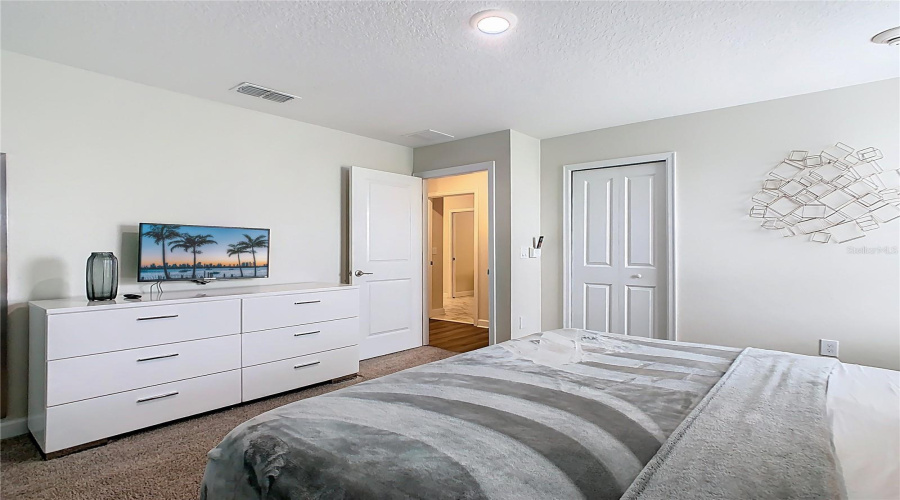 KISSIMMEE, Florida 34746, 8 Bedrooms Bedrooms, ,5 BathroomsBathrooms,Residential,For Sale,FABLE,0,MFRO6351779