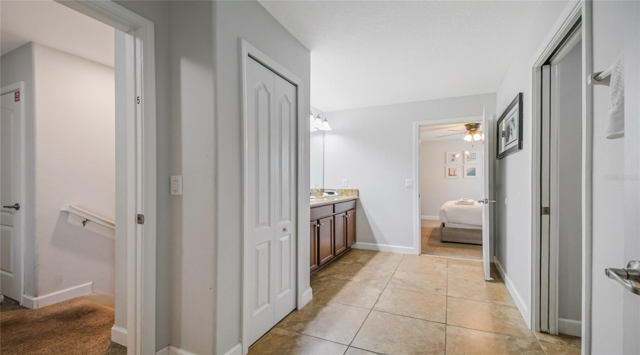 DAVENPORT, Florida 33896, 8 Bedrooms Bedrooms, ,5 BathroomsBathrooms,Residential,For Sale,THUNDERBIRD,0,MFRS5141797