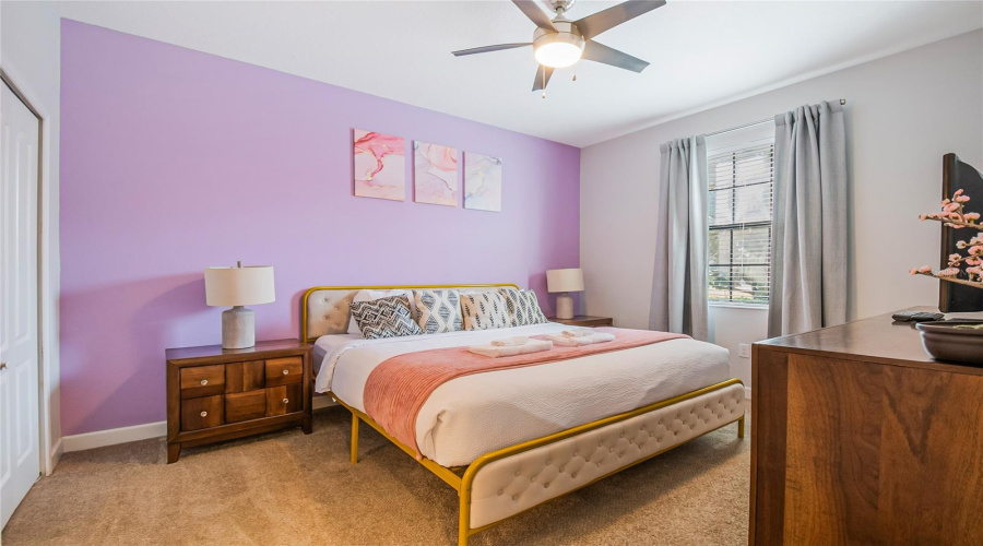 DAVENPORT, Florida 33896, 8 Bedrooms Bedrooms, ,5 BathroomsBathrooms,Residential,For Sale,THUNDERBIRD,0,MFRS5141797