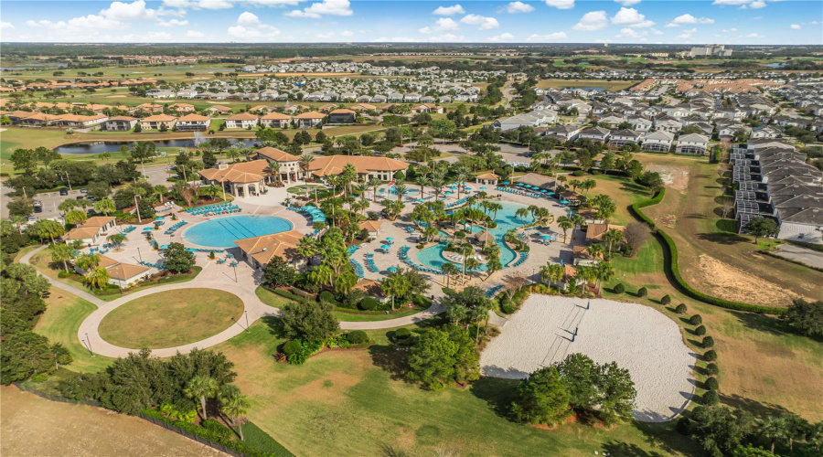 DAVENPORT, Florida 33896, 8 Bedrooms Bedrooms, ,5 BathroomsBathrooms,Residential,For Sale,THUNDERBIRD,0,MFRS5141797