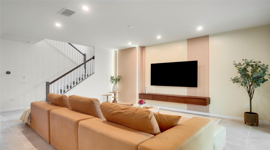 KISSIMMEE, Florida 34747, 7 Bedrooms Bedrooms, ,4 BathroomsBathrooms,Residential,For Sale,SEASCAPE,0,MFRO6372729