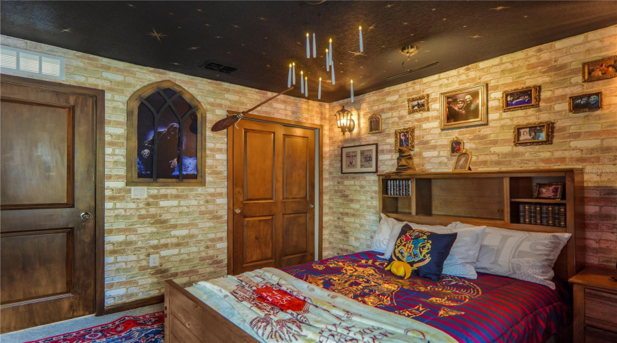 KISSIMMEE, Florida 34747, 7 Bedrooms Bedrooms, ,4 BathroomsBathrooms,Residential,For Sale,SEASCAPE,0,MFRO6372729