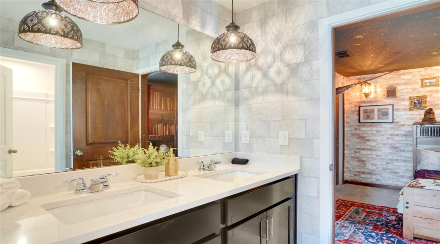 KISSIMMEE, Florida 34747, 7 Bedrooms Bedrooms, ,4 BathroomsBathrooms,Residential,For Sale,SEASCAPE,0,MFRO6372729