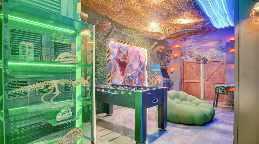 KISSIMMEE, Florida 34747, 7 Bedrooms Bedrooms, ,4 BathroomsBathrooms,Residential,For Sale,SEASCAPE,0,MFRO6372729