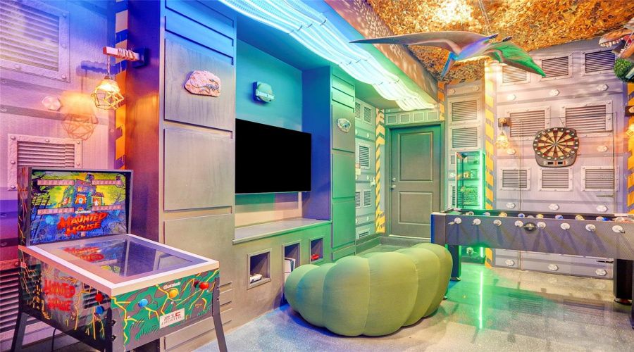 KISSIMMEE, Florida 34747, 7 Bedrooms Bedrooms, ,4 BathroomsBathrooms,Residential,For Sale,SEASCAPE,0,MFRO6372729