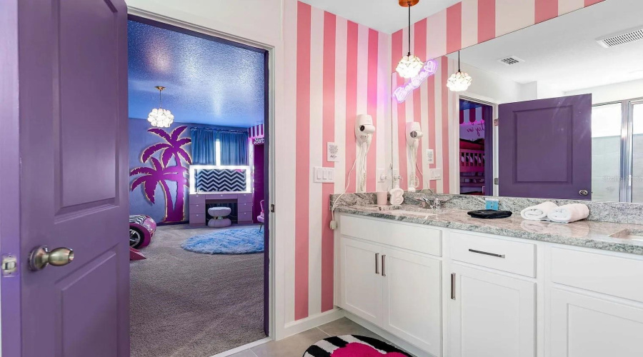 KISSIMMEE, Florida 34747, 9 Bedrooms Bedrooms, ,6 BathroomsBathrooms,Residential,For Sale,SALTY WINDS,0,MFRO6374358