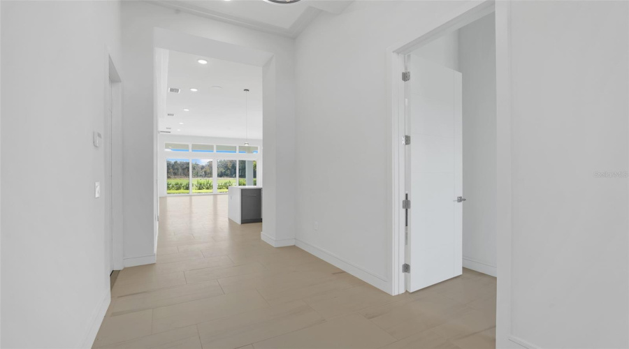 DAVENPORT, Florida 33837, 4 Bedrooms Bedrooms, ,3 BathroomsBathrooms,Residential,For Sale,KENSINGTON,0,MFRO6373366