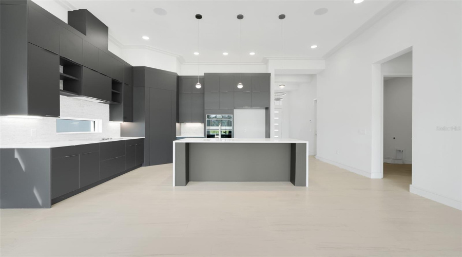 DAVENPORT, Florida 33837, 4 Bedrooms Bedrooms, ,3 BathroomsBathrooms,Residential,For Sale,KENSINGTON,0,MFRO6373366