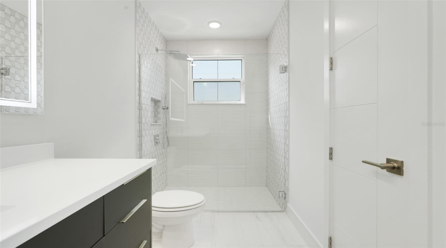 DAVENPORT, Florida 33837, 4 Bedrooms Bedrooms, ,3 BathroomsBathrooms,Residential,For Sale,KENSINGTON,0,MFRO6373366